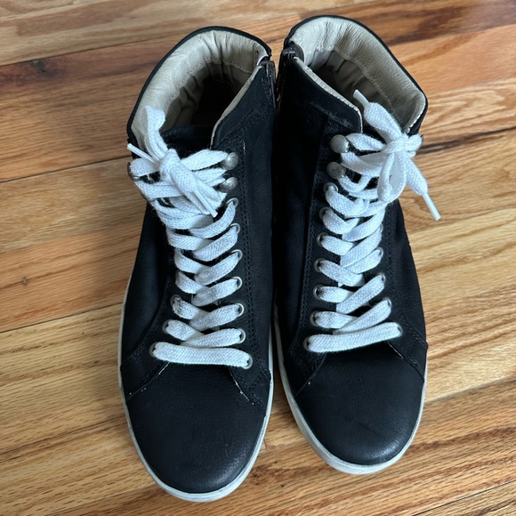 BRUSQUE Leather High Top Sneakers - Picture 10 of 14
